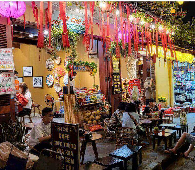 hoi an co gi choi ve dem