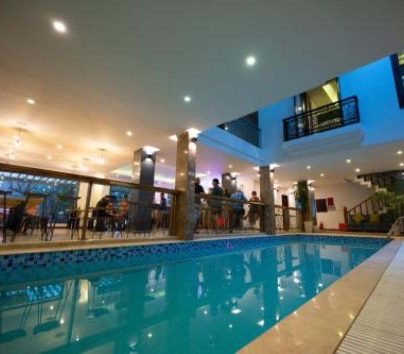 khach san gan trung tam hoi an