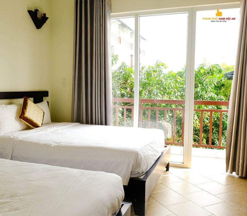 khach san hoi an gan trung tam pho co