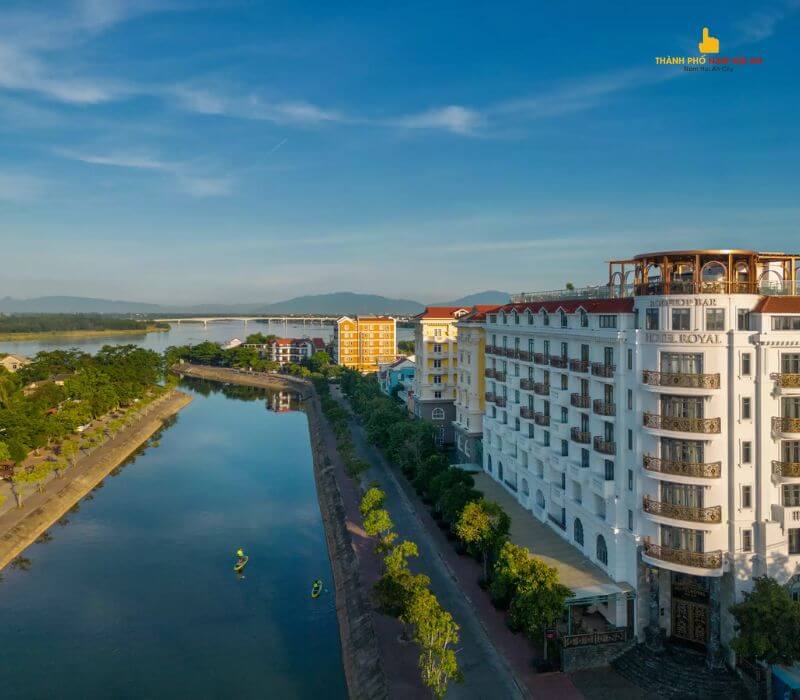 khách sạn Hội An view sông Thu Bồn